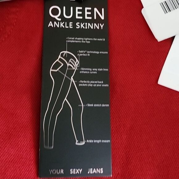 YSJ Red Skinny Stirrup Jeans Size 14W NWT - Picture 5 of 5